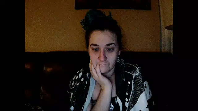 StonerPrincessGenie online show from February 13, 2025, 1:59 pm