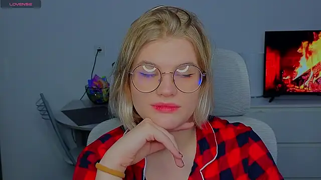 Snapshot of _JessieVibes chatting on February 13, 2025, 4:39 pm JessieVibes online show from February 13, 2025, 4:39 pm