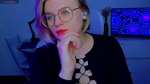 Snapshot of _JessieVibes chatting on February 26, 2025, 3:43 pm JessieVibes online show from February 26, 2025, 3:43 pm