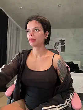 Rosariolovex online show from March 21, 2025, 10:50 am