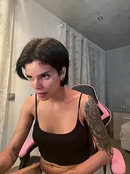 Rosariolovex online show from February 1, 2025, 9:29 pm