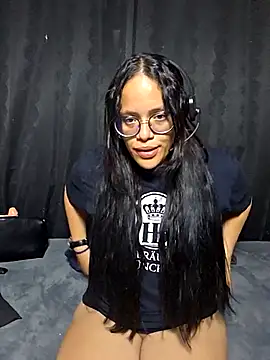 Snapshot of katrina29 chatting on December 16, 2025, 12:48 am katrina29 online show from December 16, 2025, 12:48 am