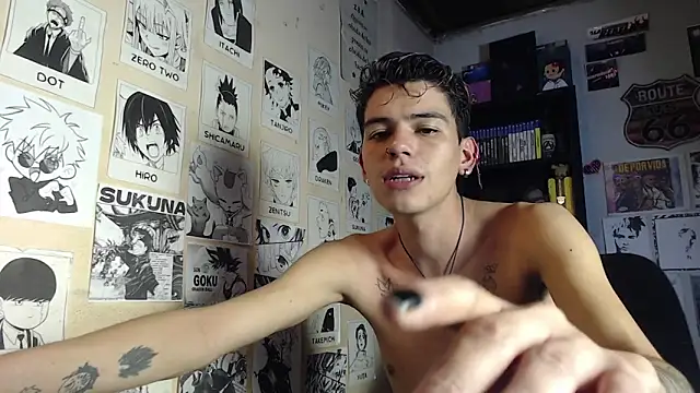 Snapshot of Mickey_Magic chatting on March 3, 2025, 5:16 am Mickey Magic online show from March 3, 2025, 5:16 am