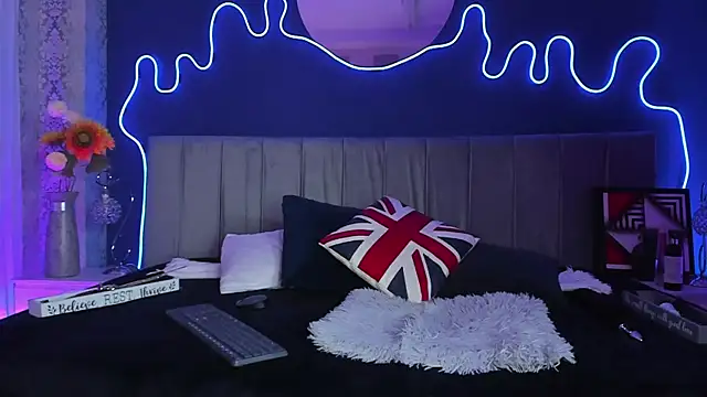 Snapshot of JeanneSabatier chatting on February 12, 2026, 7:46 pm JeanneSabatier online show from February 12, 2026, 7:46 pm