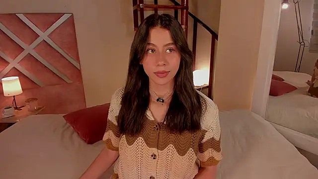 hannah brady online show from June 3, 2026, 9:30 pm