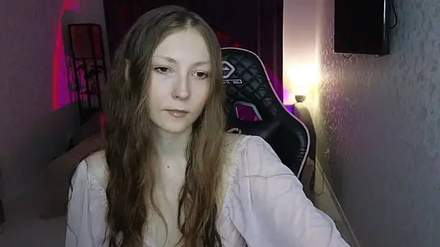 Snapshot of Sweeet_Lilit chatting on July 25, 2026, 9:43 pm Sweeet Lilit online show from July 25, 2026, 9:43 pm