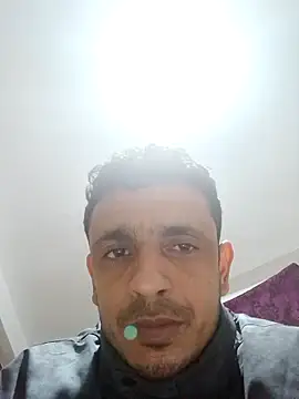 Snapshot of abdoagj chatting on March 15, 2026, 2:07 am abdoagj online show from March 15, 2026, 2:07 am