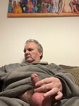 Snapshot of Paolo7619 chatting on April 9, 2026, 1:29 am Paolo7619 online show from April 9, 2026, 1:29 am