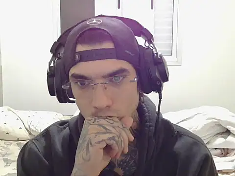 smokingink online show from April 29, 2026, 11:33 pm