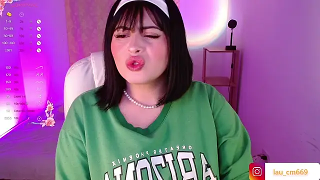 isabella1616 online show from March 6, 2025, 3:35 am