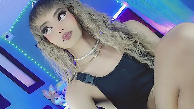 Snapshot of Arlet_Zenere chatting on January 19, 2025, 10:50 am Arlet Zenere online show from January 19, 2025, 10:50 am