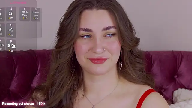 Snapshot of KiraBarlows chatting on November 20, 2025, 8:42 pm KiraBarlows online show from November 20, 2025, 8:42 pm