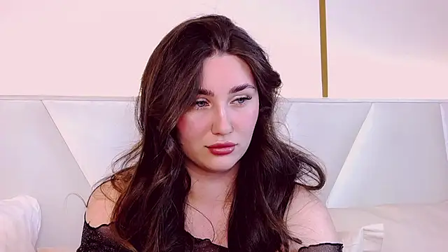 Snapshot of KiraBarlows chatting on March 6, 2025, 8:27 pm KiraBarlows online show from March 6, 2025, 8:27 pm