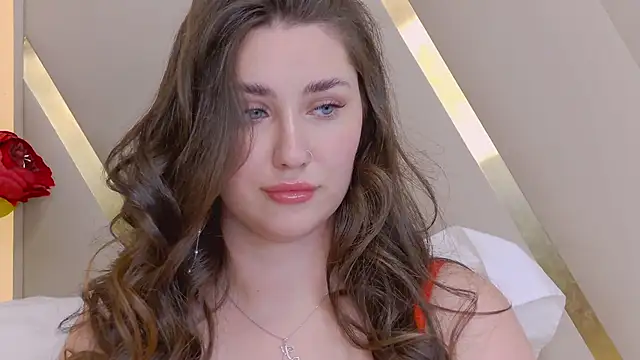 Snapshot of KiraBarlows chatting on September 15, 2025, 3:12 pm KiraBarlows online show from September 15, 2025, 3:12 pm