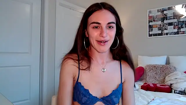 Snapshot of graciesmith27 chatting on February 24, 2025, 10:14 pm graciesmith27 online show from February 24, 2025, 10:14 pm