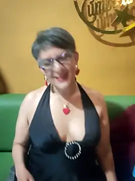 Snapshot of ilonna2025 chatting on February 26, 2026, 8:53 pm ilonna2025 online show from February 26, 2026, 8:53 pm