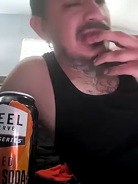 Snapshot of Burrrucecold00 chatting on February 23, 2025, 10:53 pm Burrrucecold00 online show from February 23, 2025, 10:53 pm