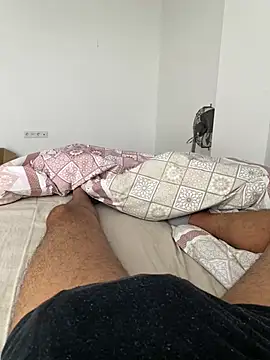 atesliskc online show from February 7, 2025, 8:44 am