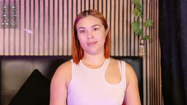 Sophie new25 online show from October 28, 2025, 12:26 pm