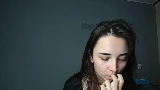 Snapshot of Eva_Gloryy chatting on November 18, 2025, 10:18 am Eva Gloryy online show from November 18, 2025, 10:18 am