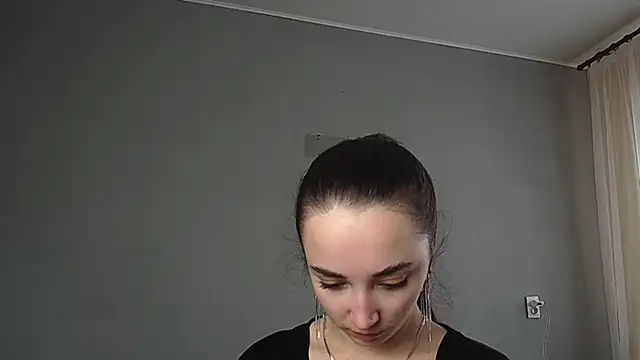 Snapshot of Eva_Gloryy chatting on March 4, 2026, 9:06 am Eva Gloryy online show from March 4, 2026, 9:06 am