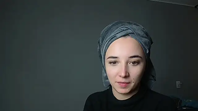 Snapshot of Eva_Gloryy chatting on November 28, 2025, 12:05 pm Eva Gloryy online show from November 28, 2025, 12:05 pm