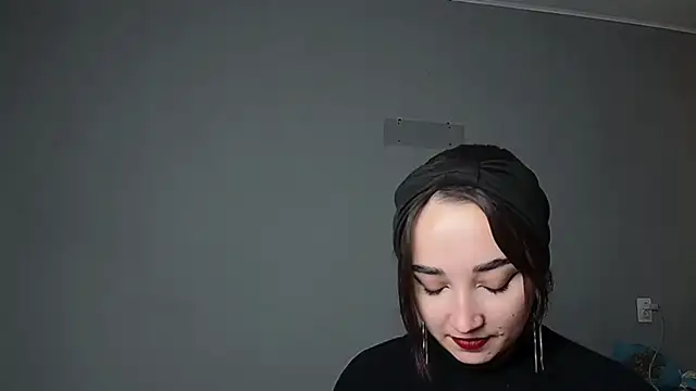 Snapshot of Eva_Gloryy chatting on December 14, 2025, 1:39 pm Eva Gloryy online show from December 14, 2025, 1:39 pm