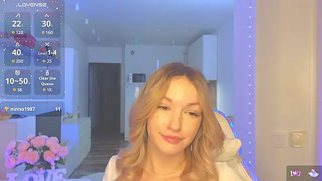 MargaretSweet1 online show from October 6, 2025, 12:34 am