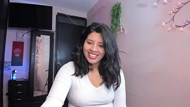 Snapshot of byanabrown chatting on July 15, 2026, 12:39 am byanabrown online show from July 15, 2026, 12:39 am