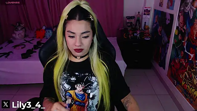 lily3 4 online show from April 16, 2026, 7:31 am