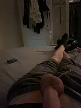 Snapshot of biggzee6 chatting on November 8, 2025, 7:01 am biggzee6 online show from November 8, 2025, 7:01 am