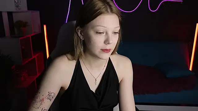 MiaWhisper online show from January 23, 2025, 1:08 am