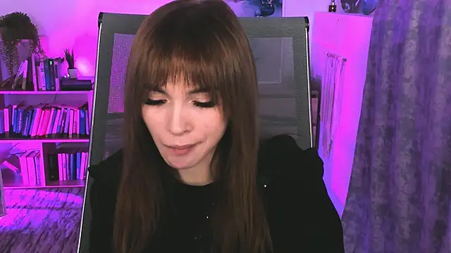 Snapshot of DakotaaJohnnson chatting on February 21, 2025, 11:33 am DakotaaJohnnson online show from February 21, 2025, 11:33 am