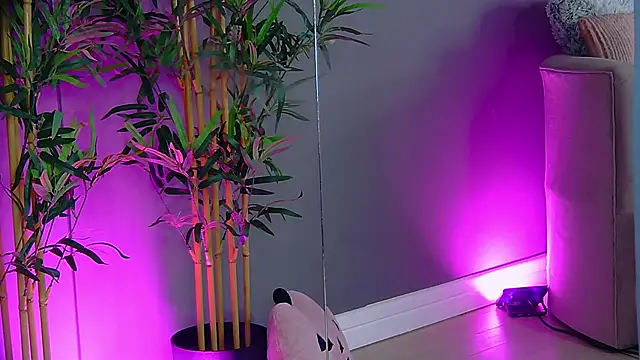 Snapshot of PatriciaSpice chatting on November 16, 2025, 4:28 am PatriciaSpice online show from November 16, 2025, 4:28 am