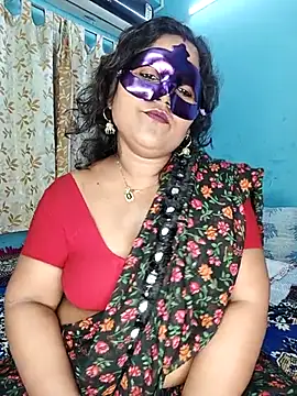 hevensex143 online show from February 4, 2026, 8:26 pm