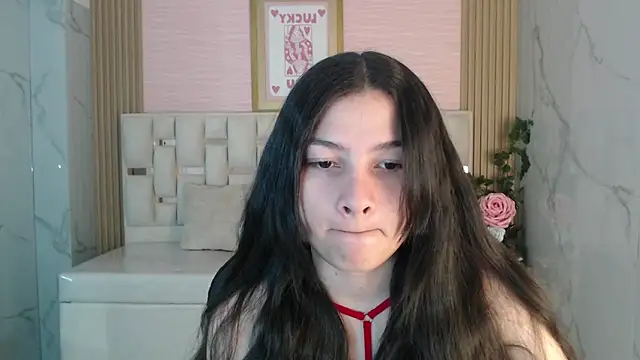 shalon diaz s online show from February 9, 2026, 8:07 pm