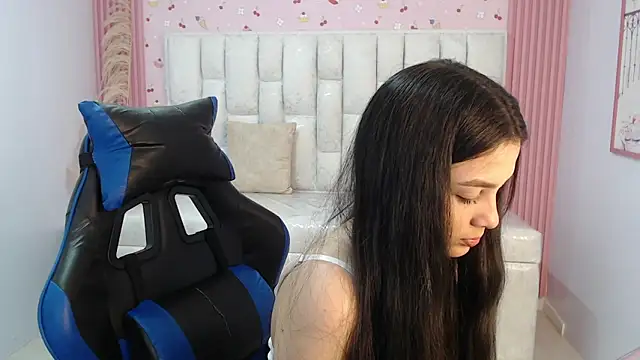 shalon diaz s online show from November 10, 2025, 1:16 pm