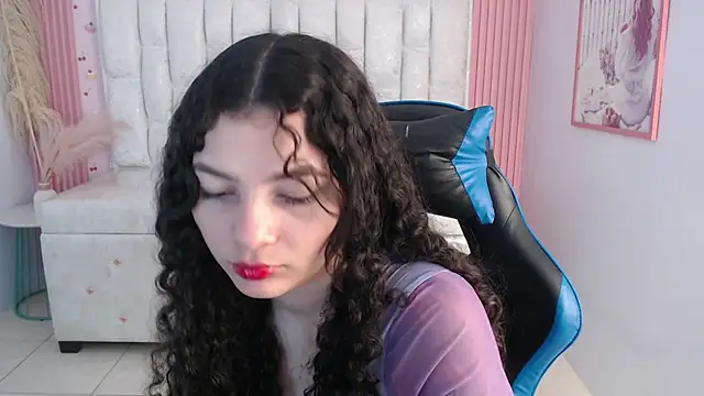 shalon diaz s online show from November 24, 2025, 1:11 pm