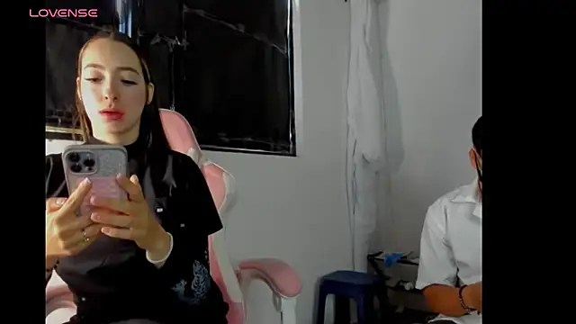 ScarlettKai online show from June 20, 2026, 1:27 pm