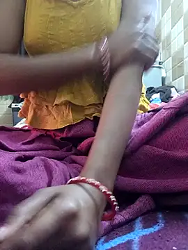 Snapshot of chocobbsimarn chatting on February 3, 2025, 5:35 pm chocobbsimarn online show from February 3, 2025, 5:35 pm