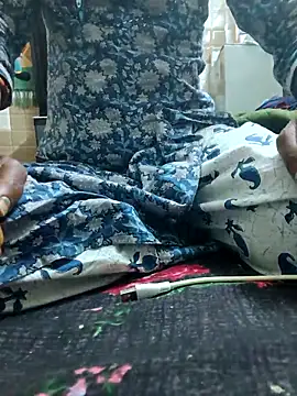 Snapshot of chocobbsimarn chatting on March 9, 2025, 6:21 pm chocobbsimarn online show from March 9, 2025, 6:21 pm