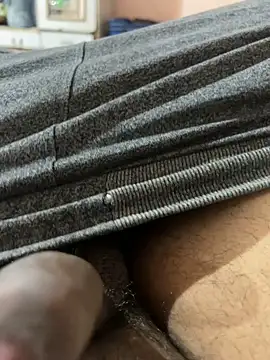 Snapshot of hireom55 chatting on February 23, 2025, 8:49 am hireom55 online show from February 23, 2025, 8:49 am