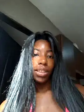 Snapshot of melangelo17 chatting on February 21, 2025, 11:22 am melangelo17 online show from February 21, 2025, 11:22 am