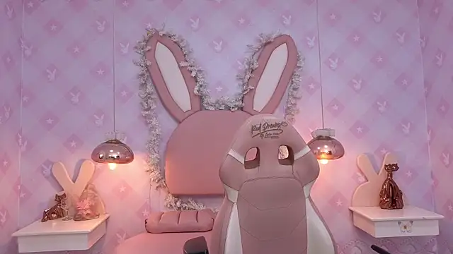 Snapshot of LIA_SWAN_ chatting on September 18, 2025, 11:41 pm LIA SWAN online show from September 18, 2025, 11:41 pm