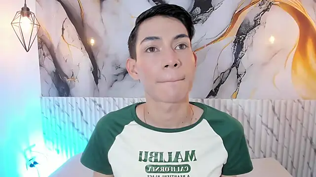 Snapshot of JackeOwens chatting on November 30, 2025, 12:44 am JackeOwens online show from November 30, 2025, 12:44 am