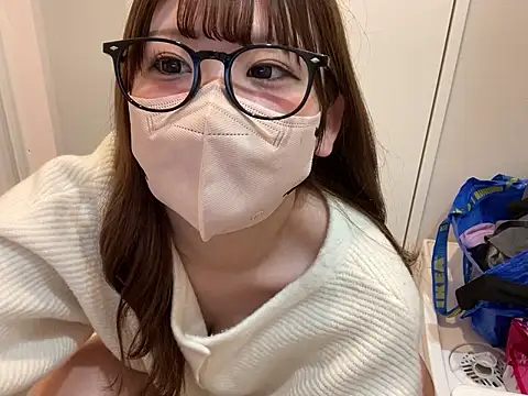 Snapshot of shina_mo_n_ch chatting on February 23, 2026, 1:07 am shina mo n ch online show from February 23, 2026, 1:07 am