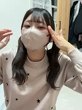 Snapshot of shina_mo_n_ch chatting on October 27, 2025, 1:23 pm shina mo n ch online show from October 27, 2025, 1:23 pm