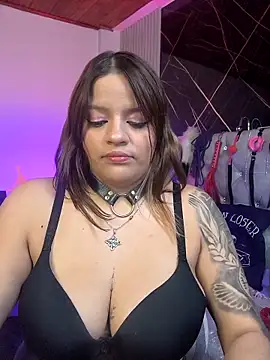 victoria  floyd online show from February 14, 2026, 12:38 pm