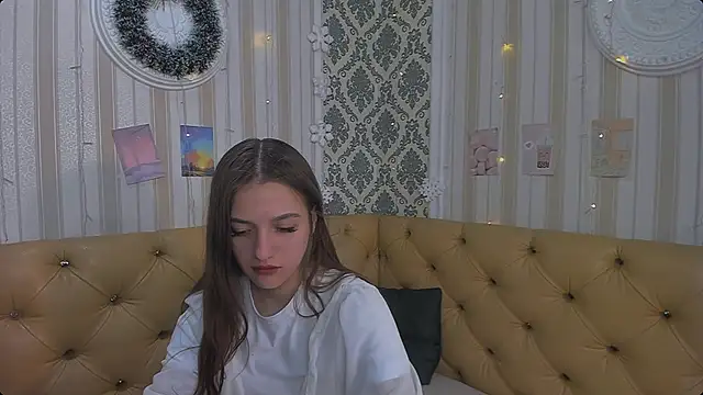 Snapshot of Katy__Cute chatting on March 21, 2025, 2:18 pm Katy Cute online show from March 21, 2025, 2:18 pm