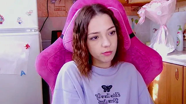 PamBeesly online show from February 19, 2026, 9:28 am